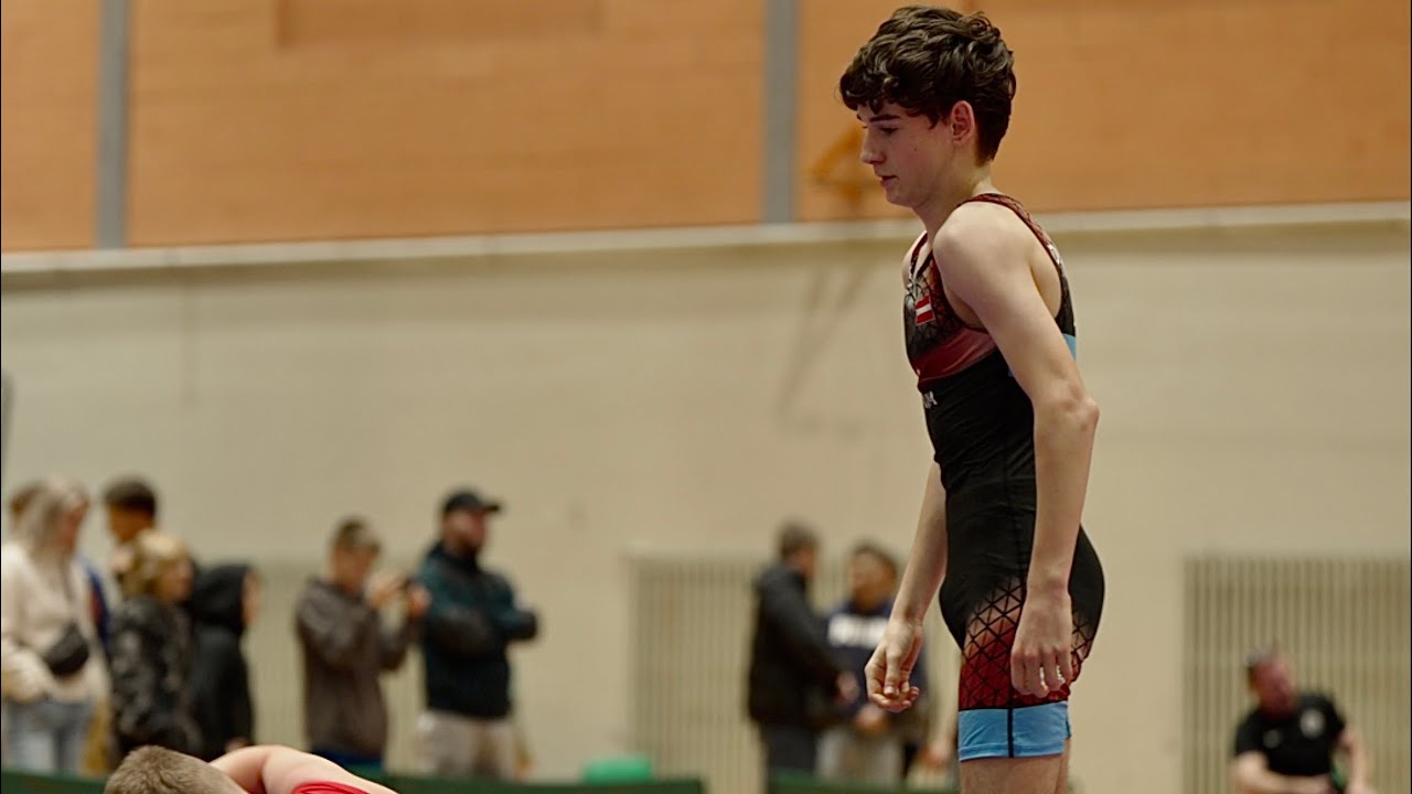 U17 Thristan Kiipus (EST) vs Artjoms Prilipko (LAT) 57kg. Freestyle boys youth wrestling tournament.