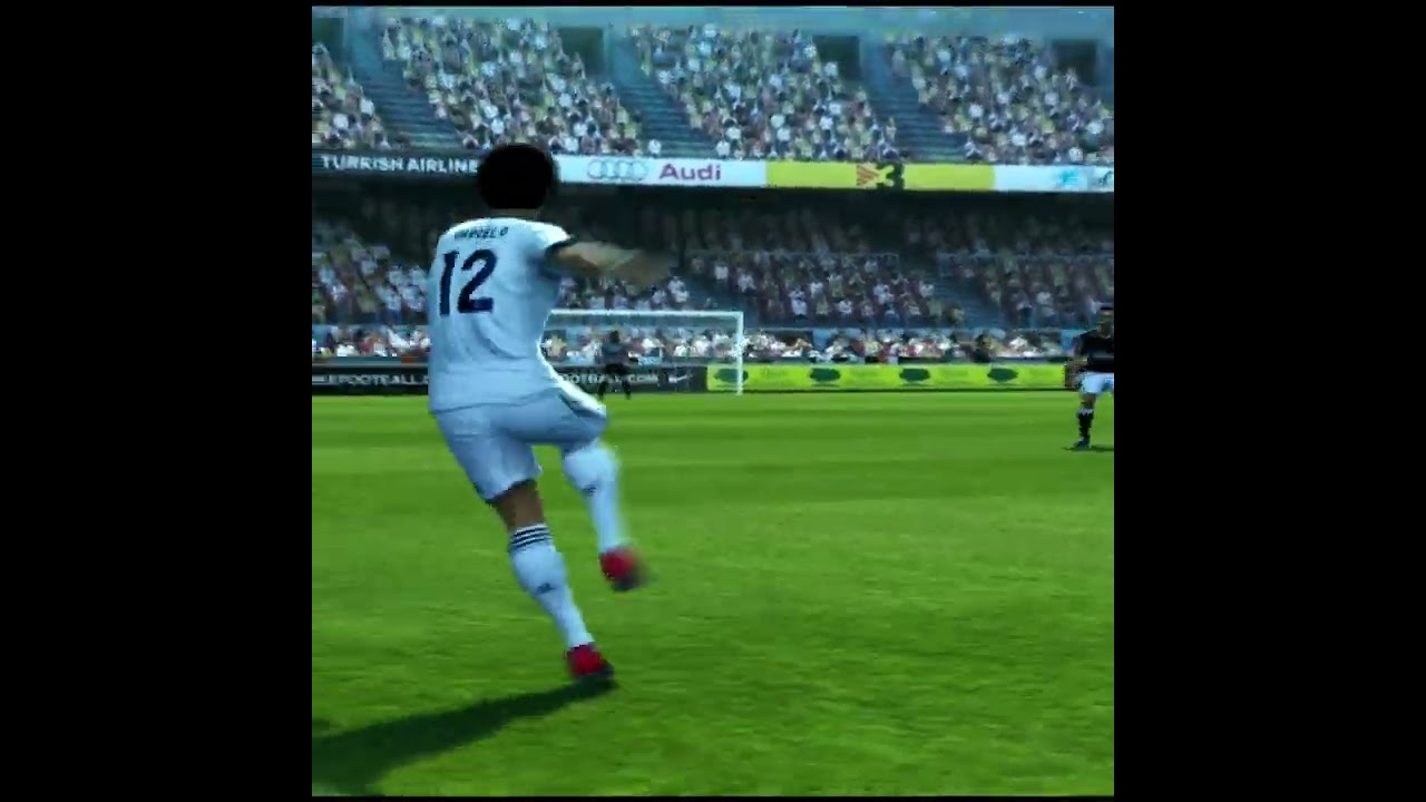 Powershot and perfect curve | powershot ☠️#pes2013 #gameplaypes2013 #pes2013goals #nostalgia #pes
