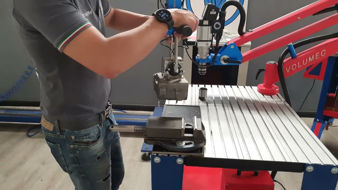 EASYARM MANIPULATOR  WITH PNEUMATIC MAGNET  to pick up 1-30 Kg