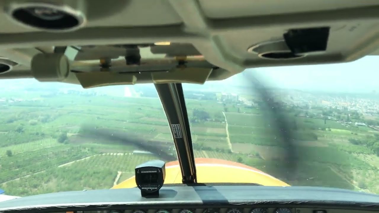Cessna Caravan Amphibious Landing at Bursa Yunuseli Airport, Turkey