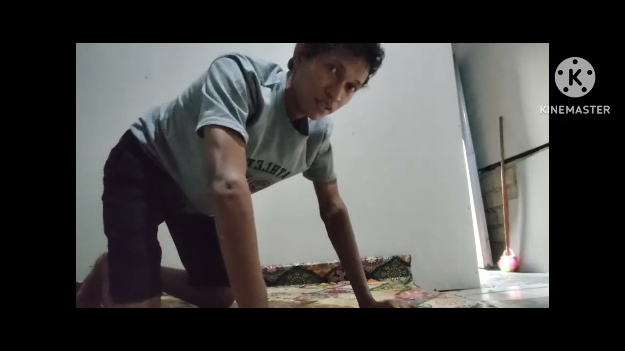 push up 70 times to be stronger and not weak #pushup #strong