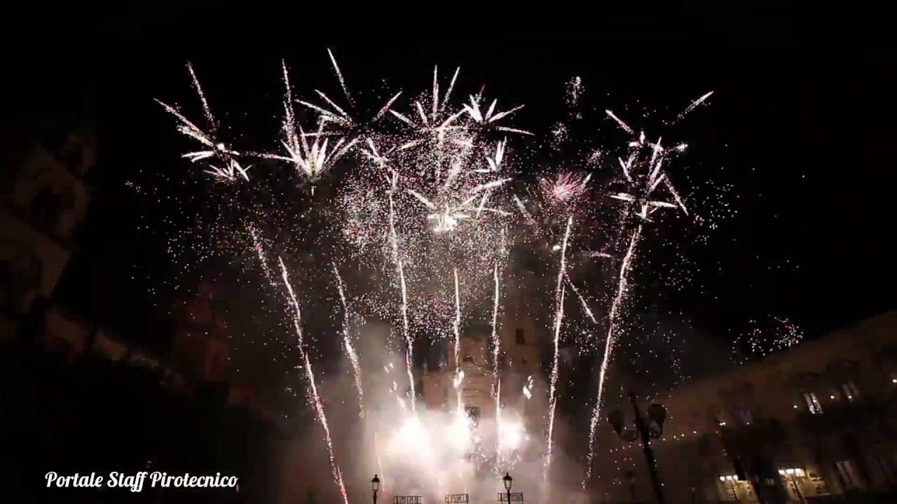 Arrivo in Piazza Duomo 2017 del Simulacro di S. Sebastiano e Spettacolo Pirotecnico Ditta Firemotion