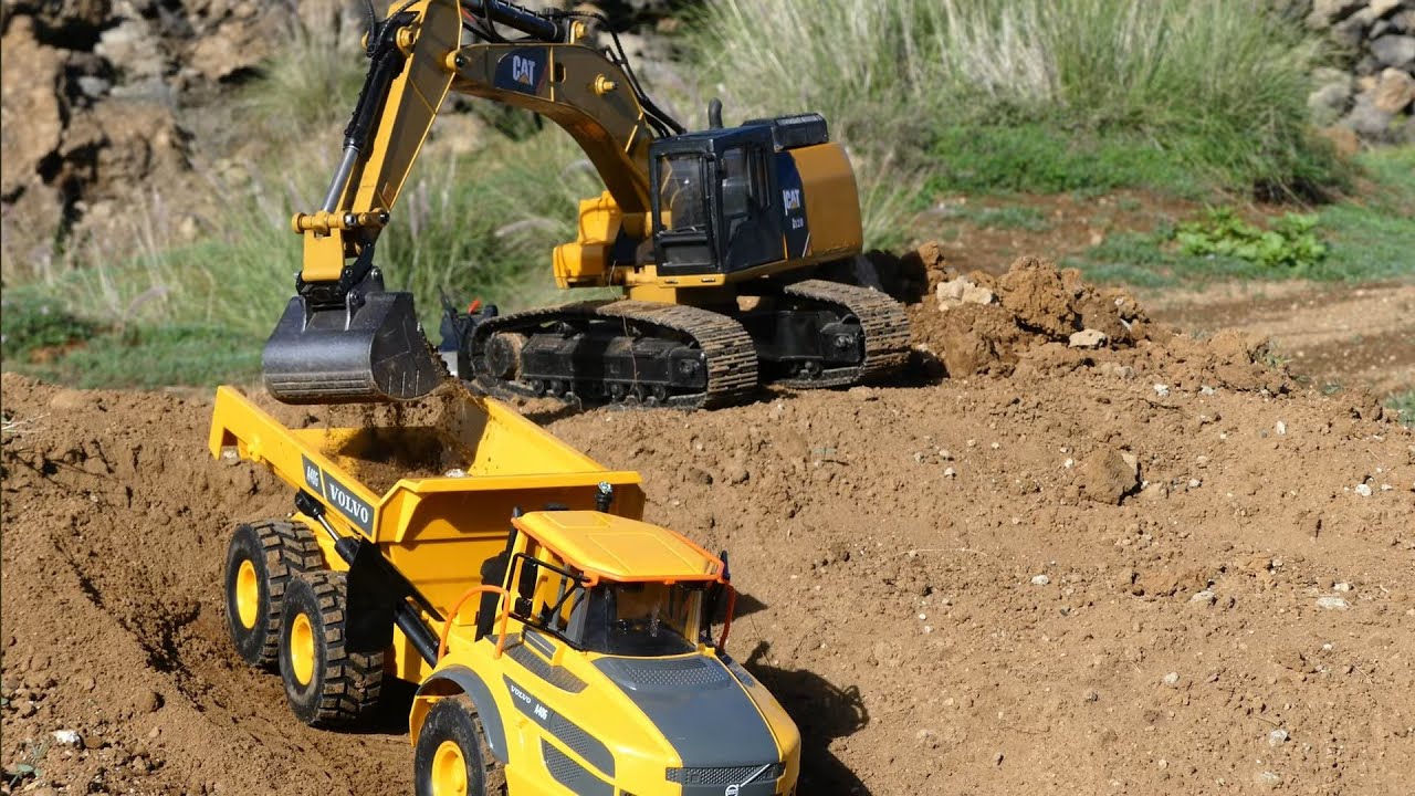 RC Caterpillar Excavator Rock Breaking & Truck Loading — Part 2