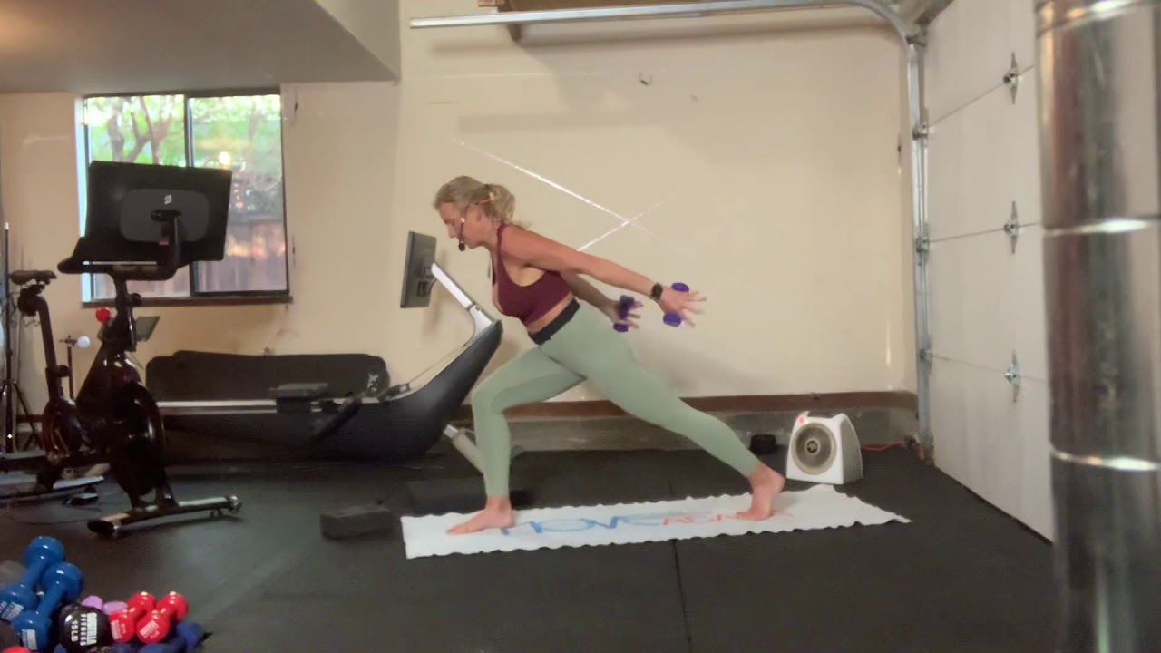 30 min | Pilates Fusion | Light Weights+Block | Pilates+Barre+Fitness