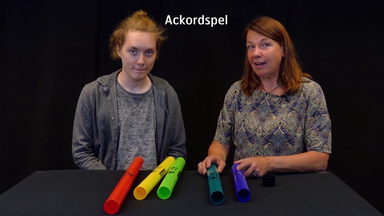 Spela boomwhackers