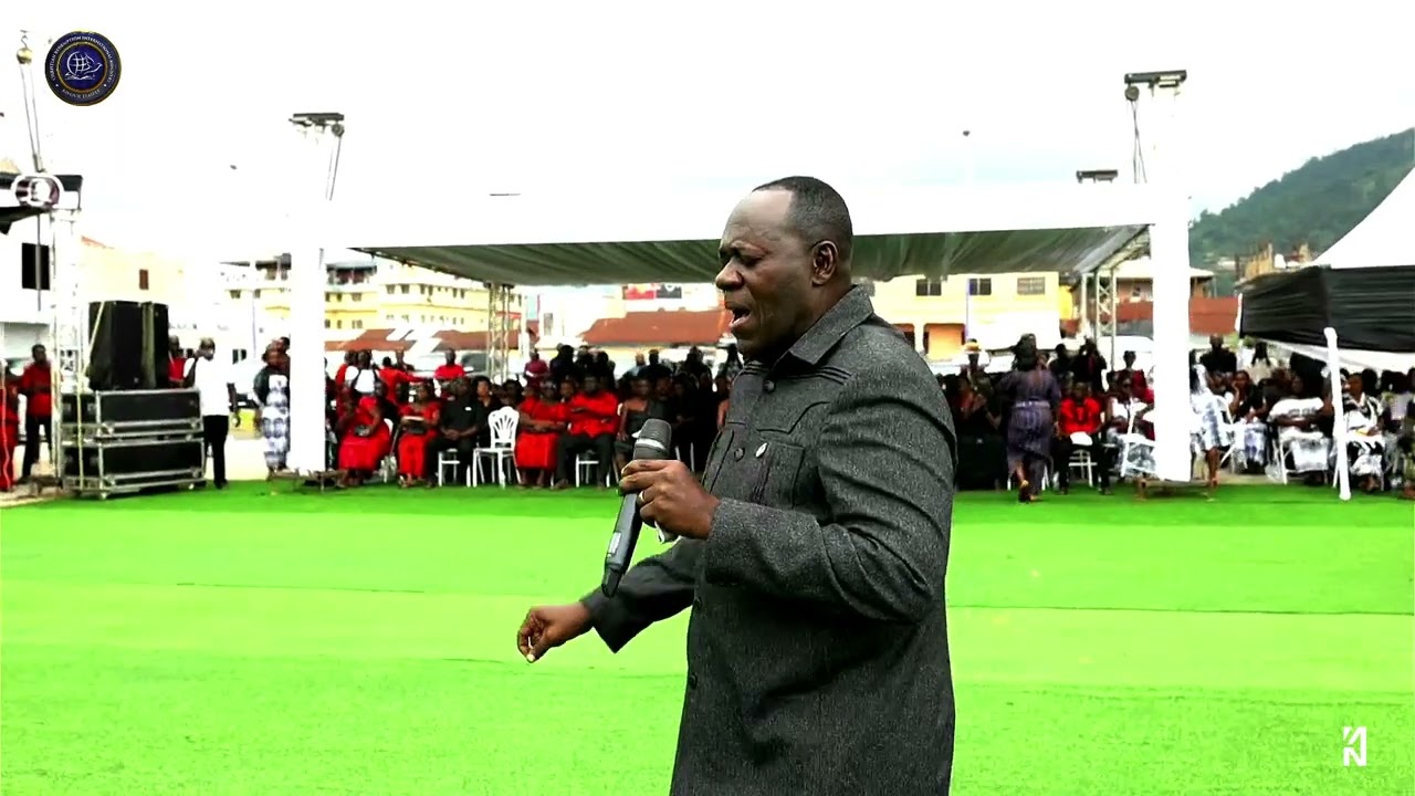 ELDER MIREKU POWERFFUL MINISTRATION AT SNR. PROPHET BERNARD OPOKU-NSIAH FUNERAL