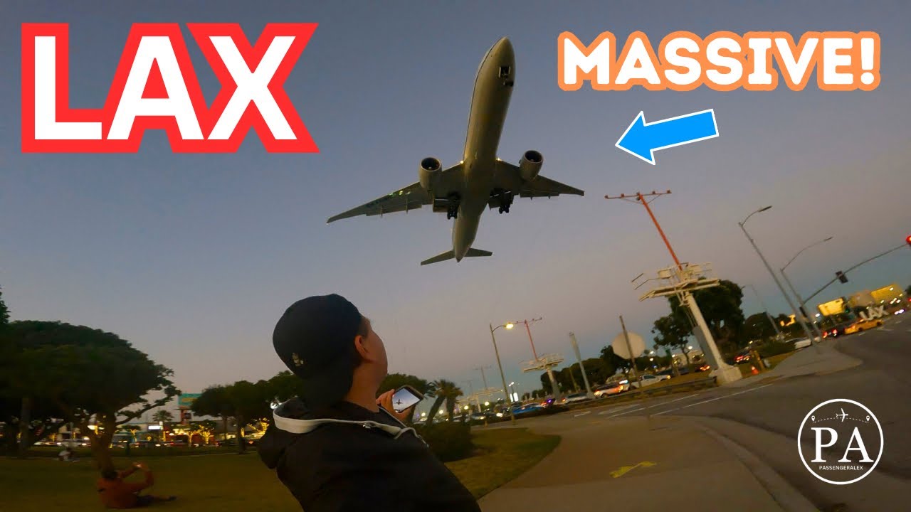 PLANE SPOTTING AT LAX IN-N-OUT BURGER