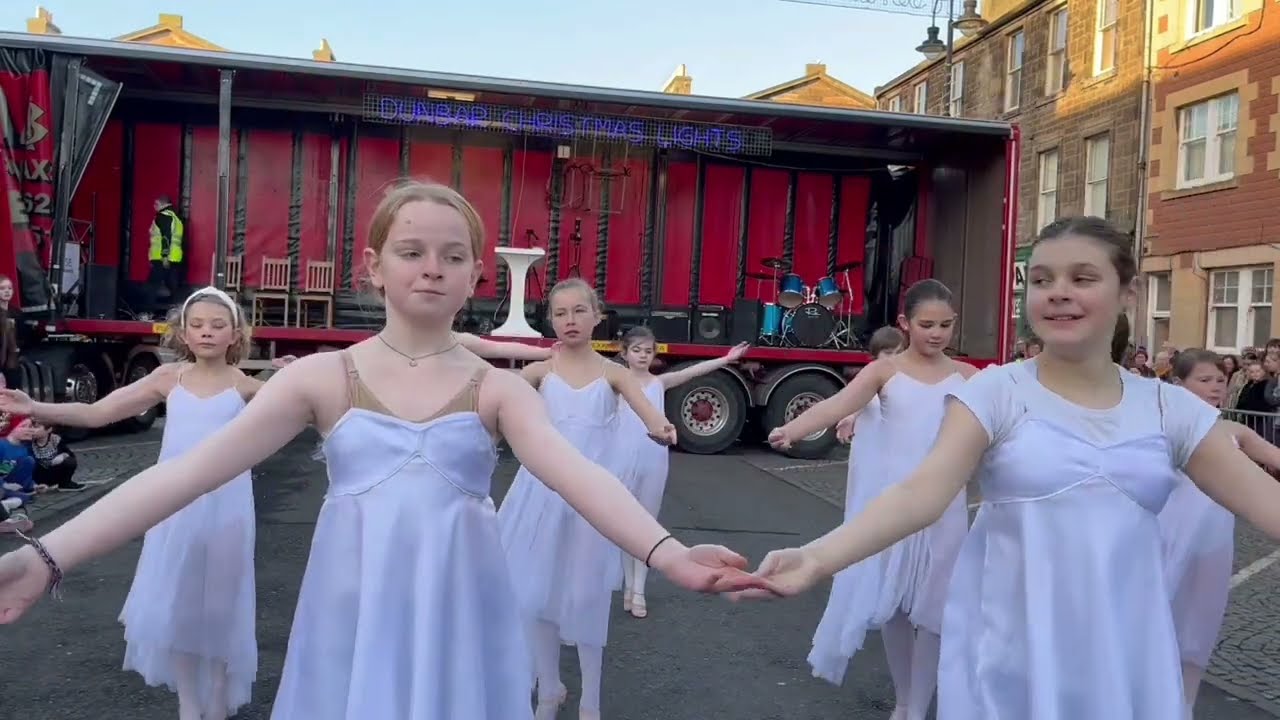 2022 Xmas Lights Switch On