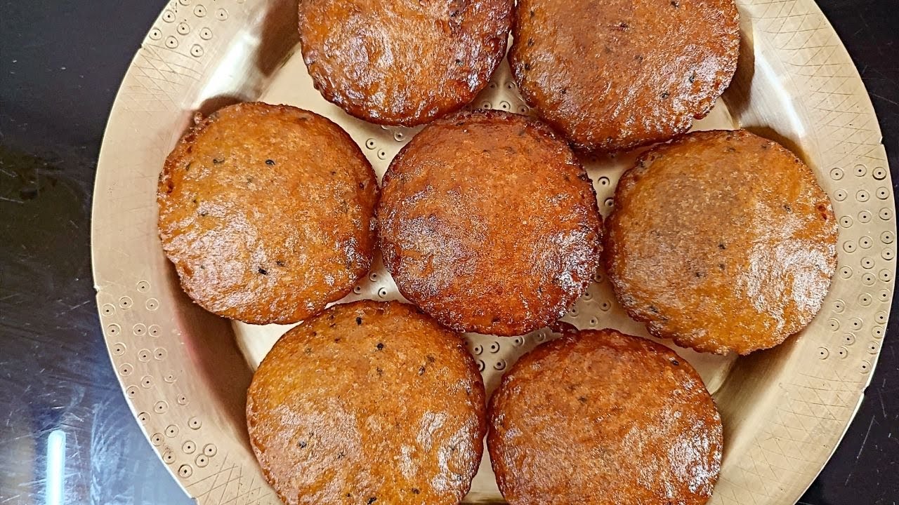 Rice and jaggery pitha |Assamese rice sweet | Pitha recipe | Rice recipe |
