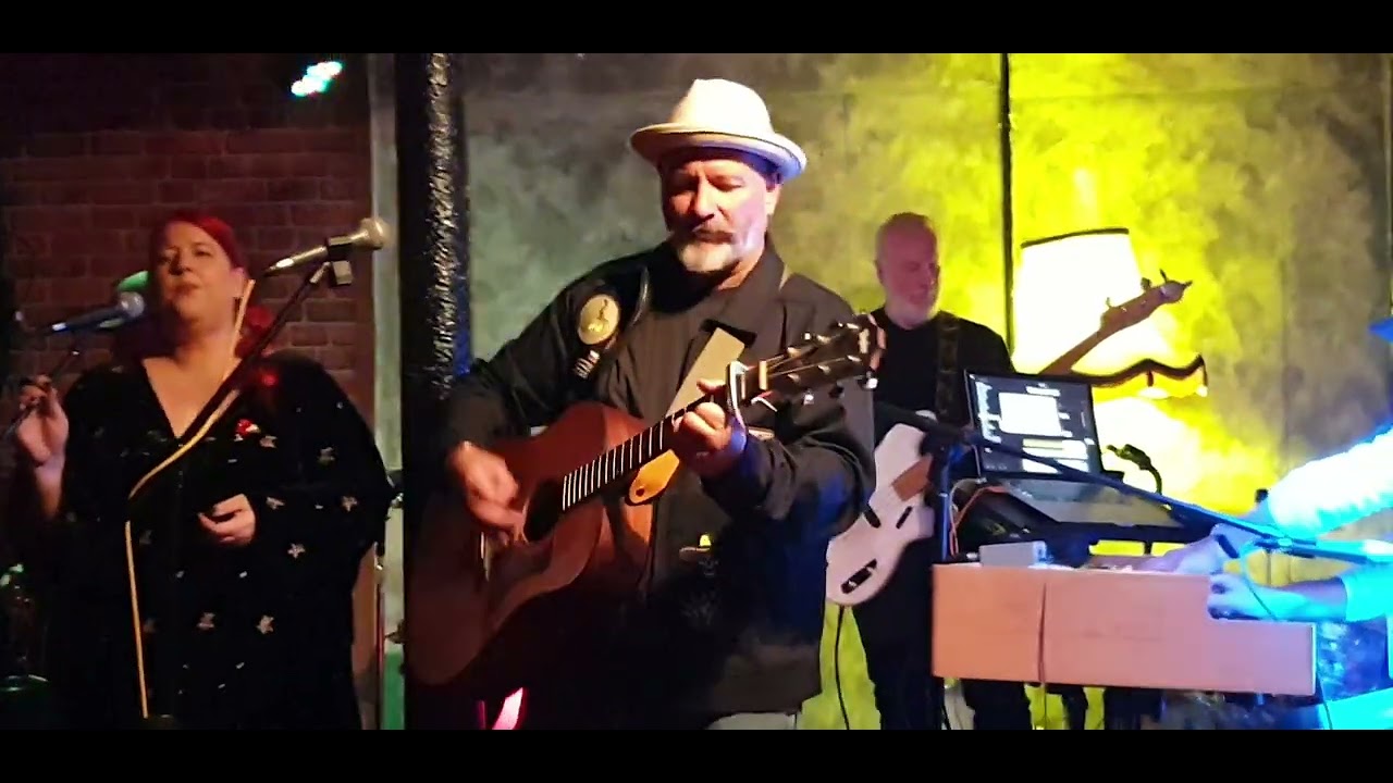 The Beautiful Failures #3 live at the Rabbit Hole Ramsbottom 181025
