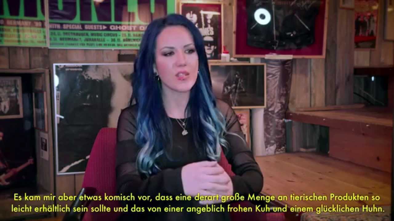 ARCH ENEMY Frontfrau Alissa im peta2 Vegan-Talk