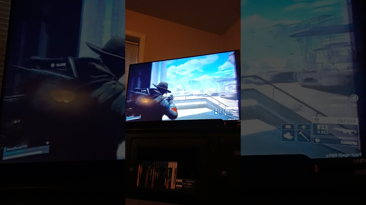 My first time in Arc raiders fighting a matriarch. (P.s it was very scary 😨)