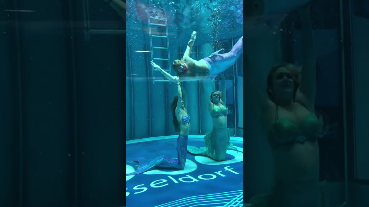 Underwater Dance 😳 Mermaid 🧜🏻&zwj;♀️ Merman - Choreography #shorts