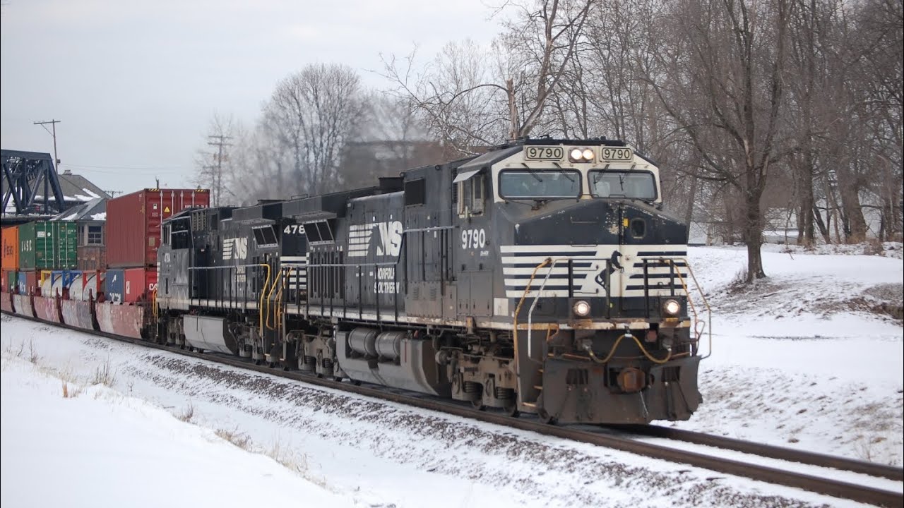 Railfanning the NS Lehigh Line at Phillipsburg, NJ | Ft. Whiteface Dash 9 Leader