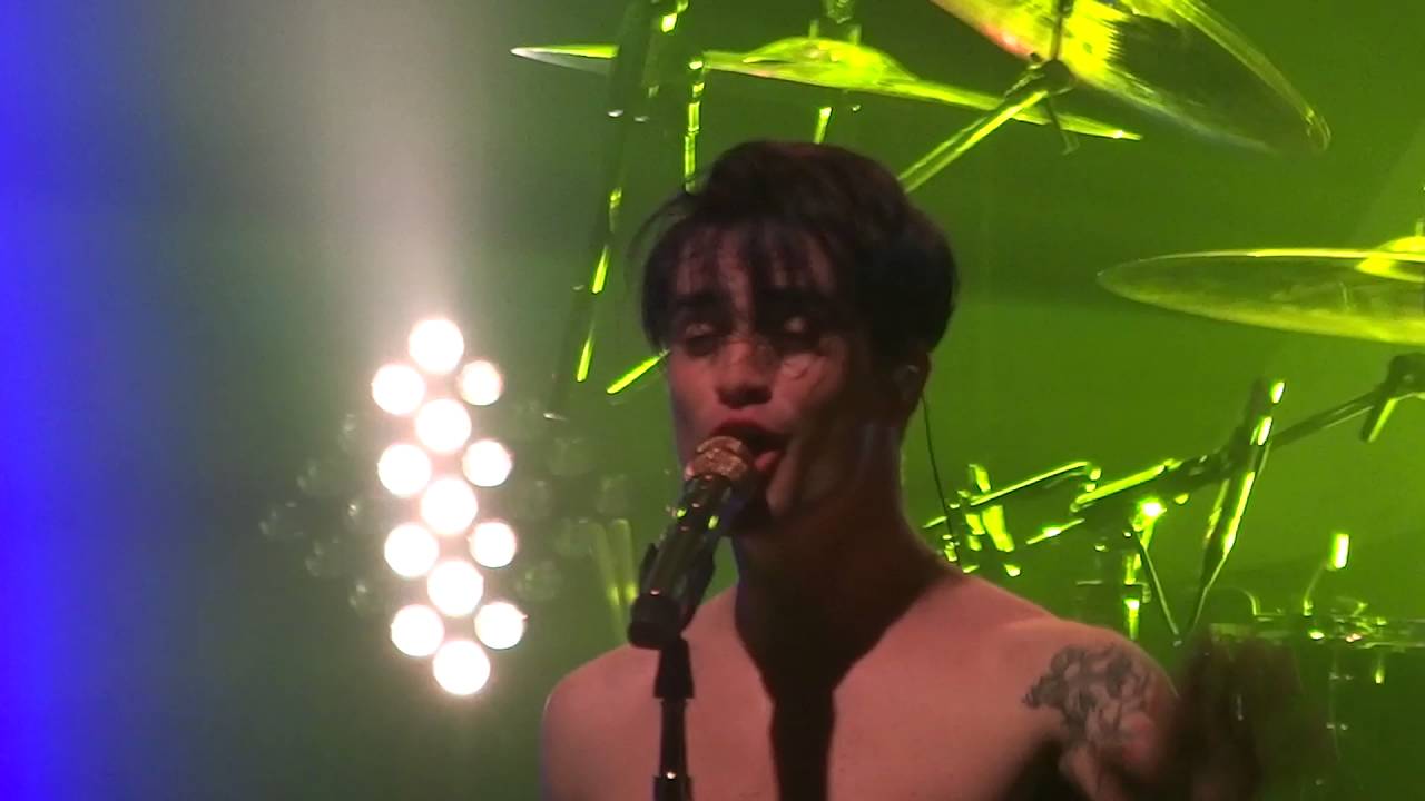 Panic! at the disco - Girls/Girls/Boys (Live Paris)