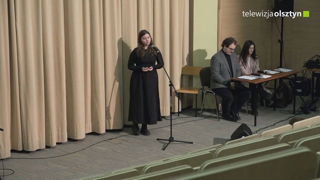 Młodzi recytują klasykę polskiej poezji XX i XXI wieku