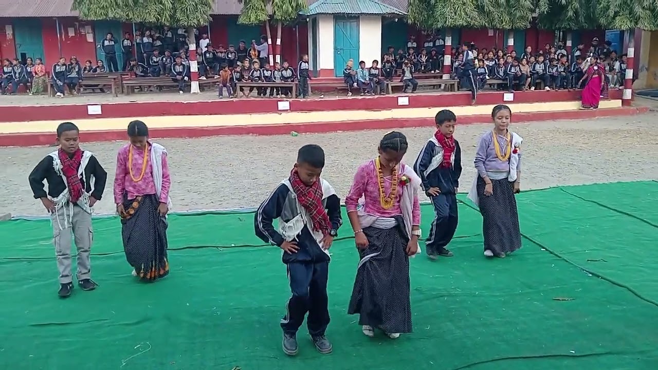 Fulpati Bhaker Manakamana by class 7 group dance😍😍😍