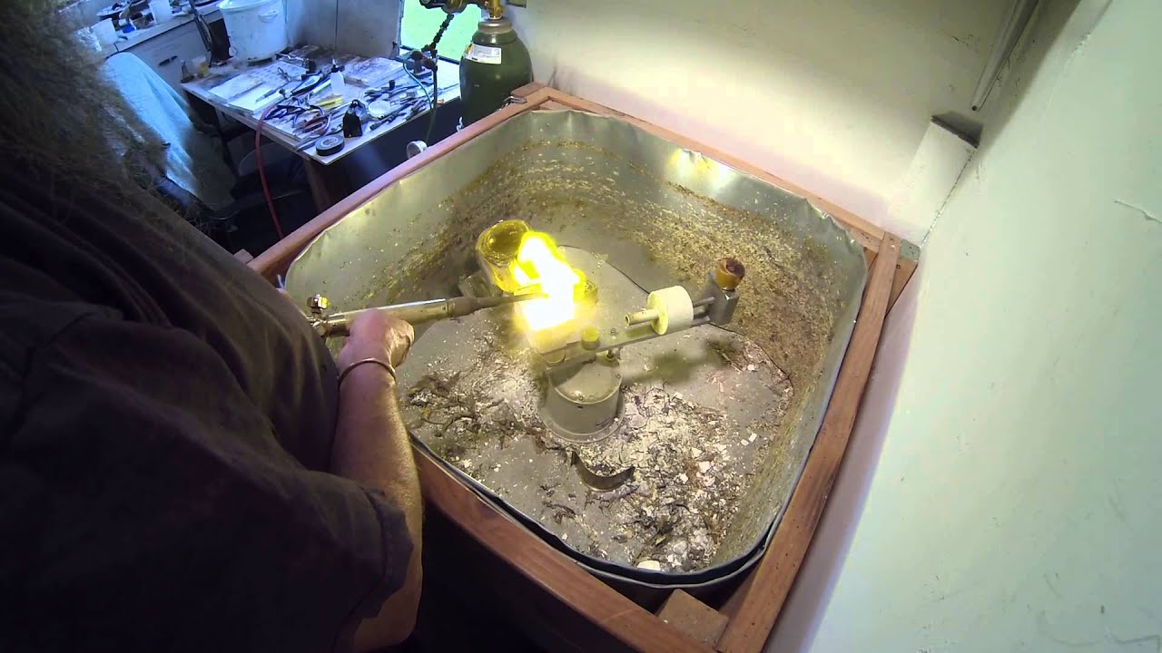 WayneKeeth.com - Injecting Silver portion of the Lost Wax Process