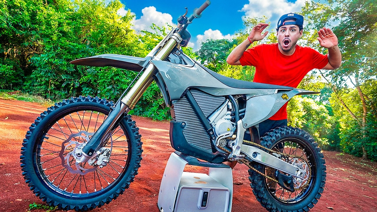 ESSA &Eacute; A MOTO MAIS RAPIDA DO MUNDO