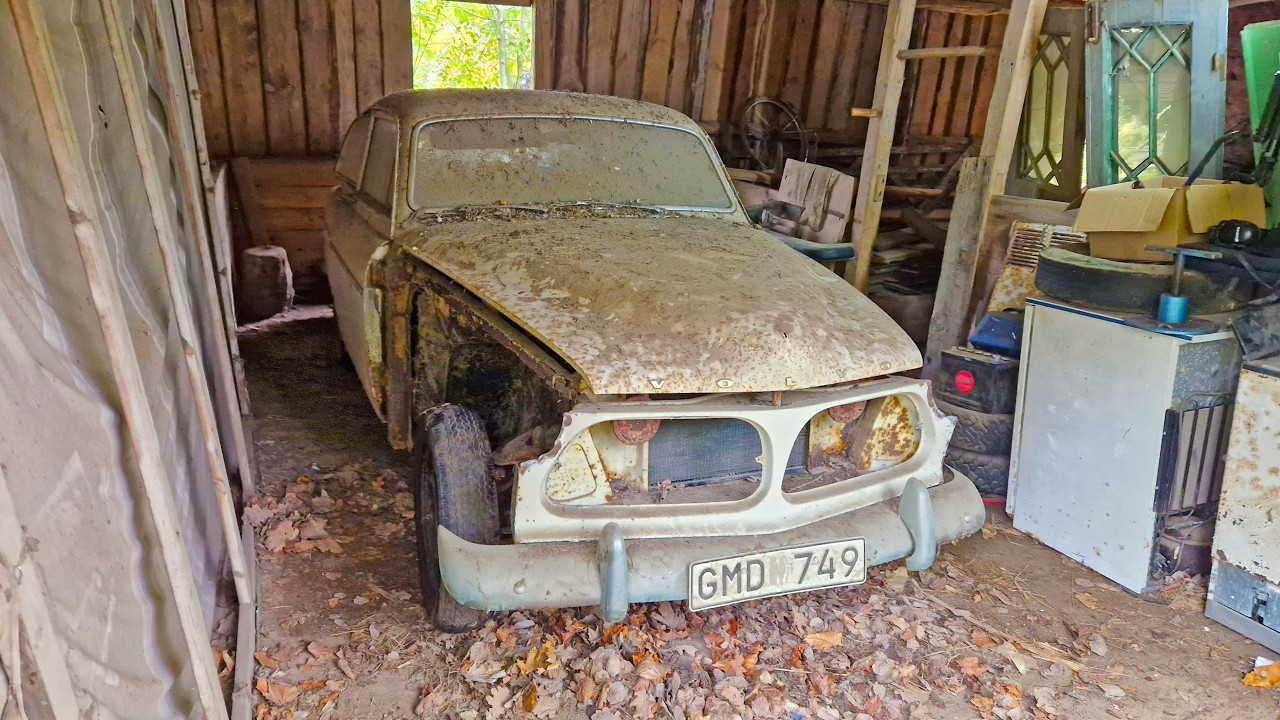 Vi hämtar en Volvo Amazon som stått i en lada sedan 1980