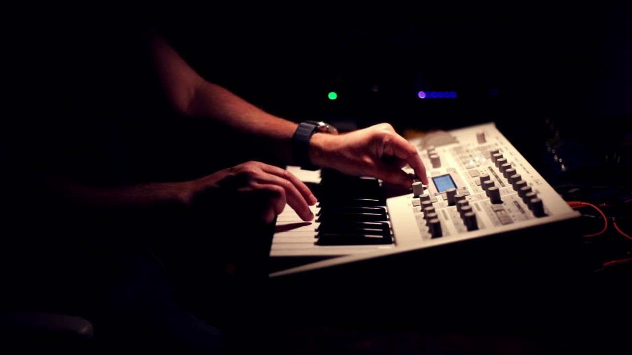 Access Virus TI soundscape - Some days just happen