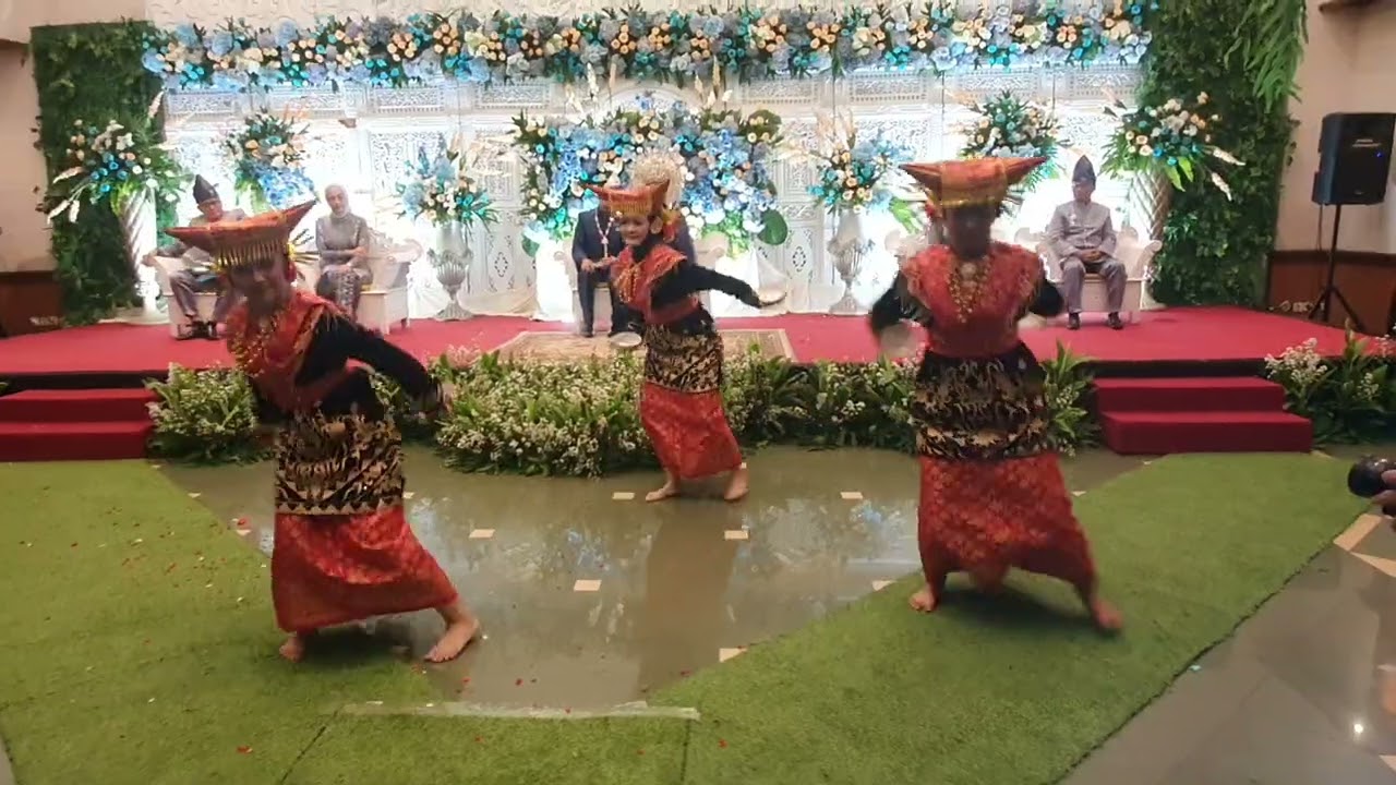 Tari Piring