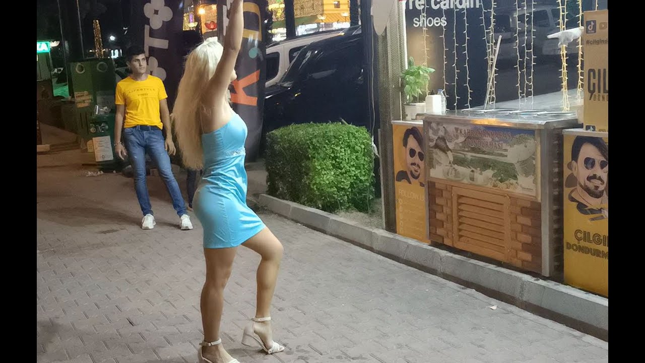 Çılgın Dondurmacı 500 Bin Aboneye Özel Harika Şov ( Özel Video )