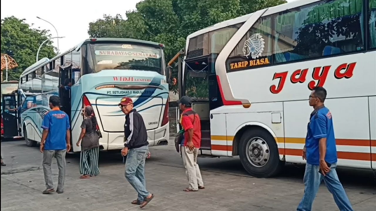 KONDEKTUR DAN KERNET PUN TURUN MENCARI PENUMPANG🔥AKTIVITAS PINTU KELUAR TERMINAL PURABAYA