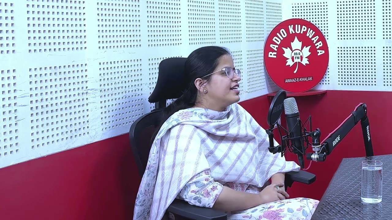 DEPUTY COMMISSIONER KUPWARA AYUSHI SUDAN #Dckupwara #womanspower  #radioshow  #podcast #support