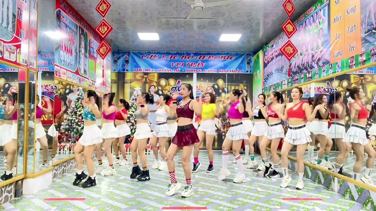 ngày 12 tháng 2, 2026
