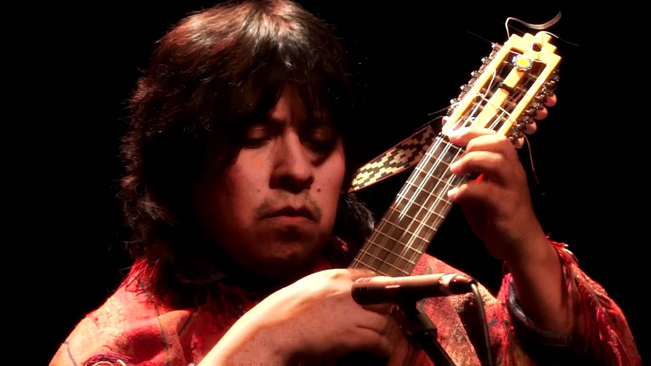 Rencontres internationales de charango, Paris 2012 Oscar Miranda