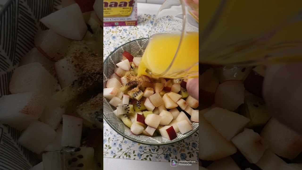 Fruit Chaat Recipe|| Delicious Fruit Chaat#shorts (Pakistani Food Secrets)