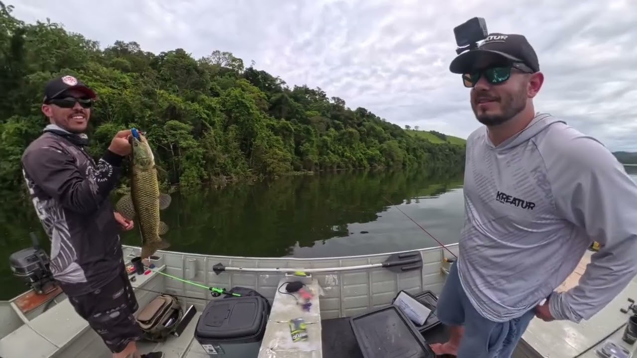 Represa de Maua no nível máximo sinonimo de PEIXE ATIVO! Fundo e superfície no mesmo dia!