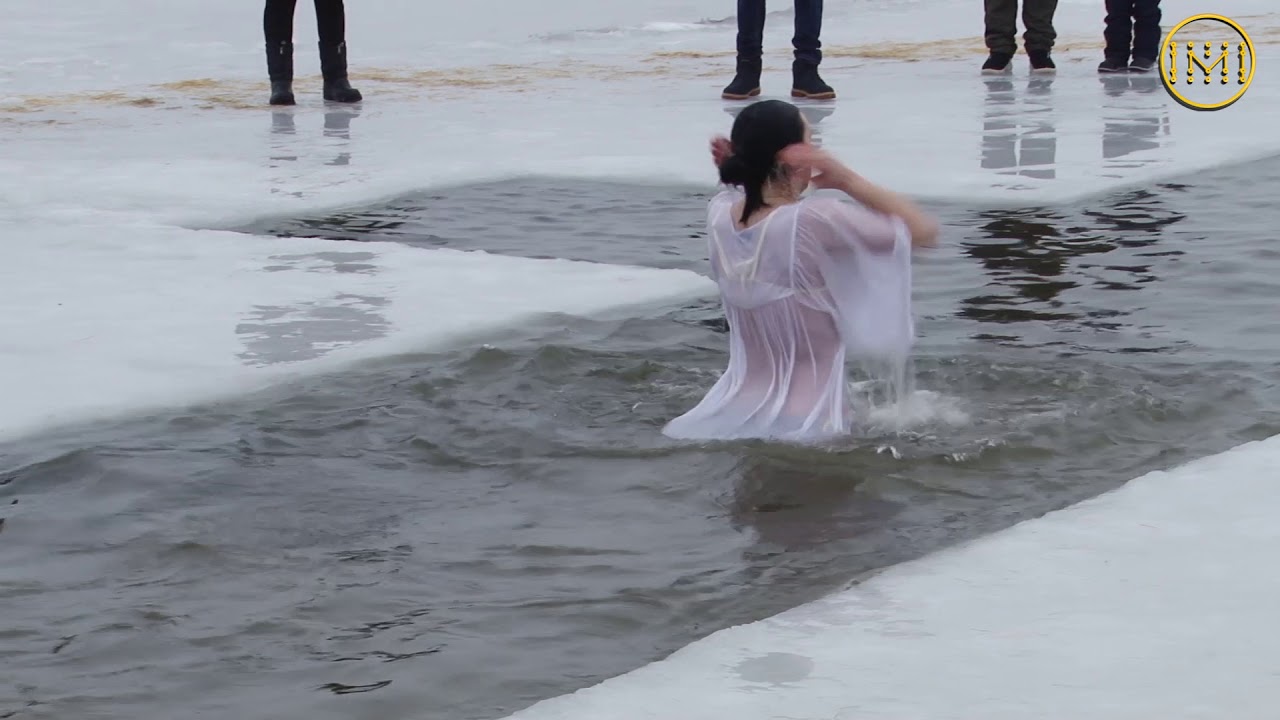 Як мешканці Костянтинівки і району пірнали у ополонку на Водохреще