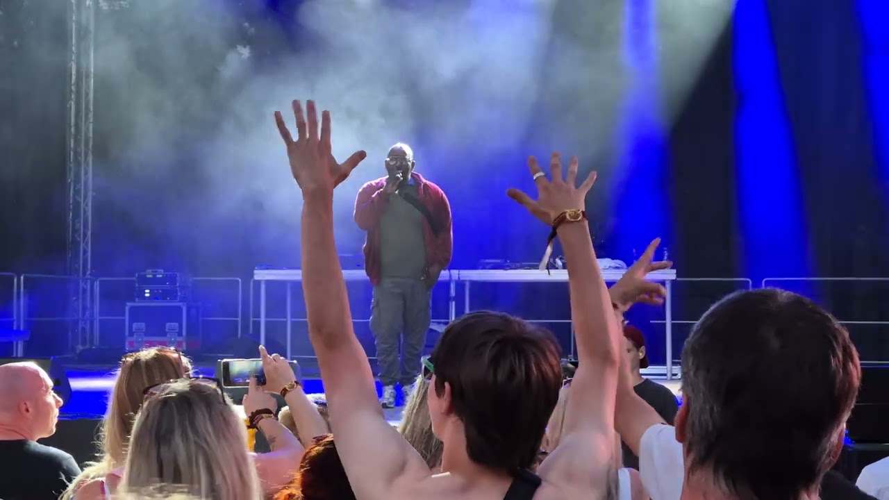 Pappa Bear - Cherish ... Retro music festival Olomouc 2024