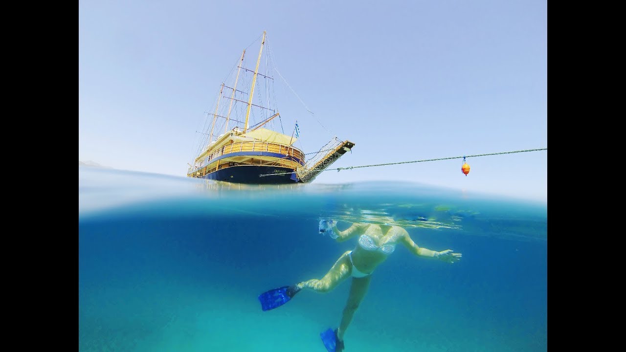 Variety Cruises | Jewels of the Cyclades Cruise