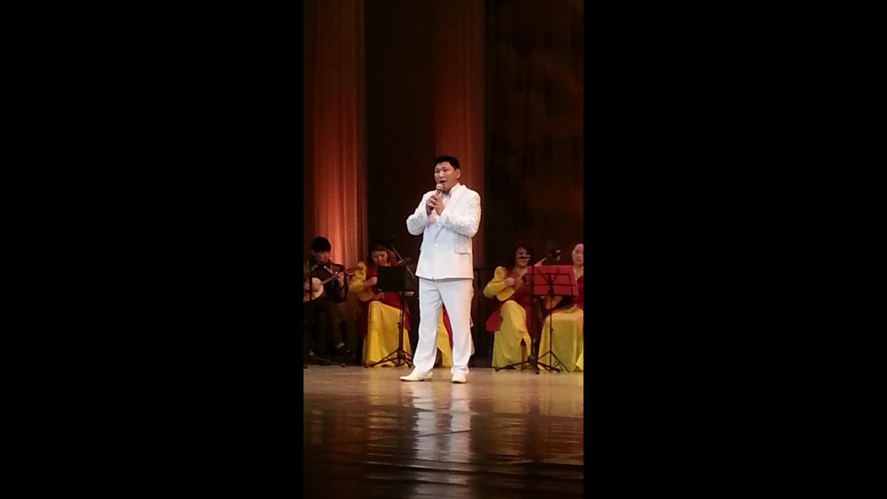 Ыллыыр - Гаврил Николаев