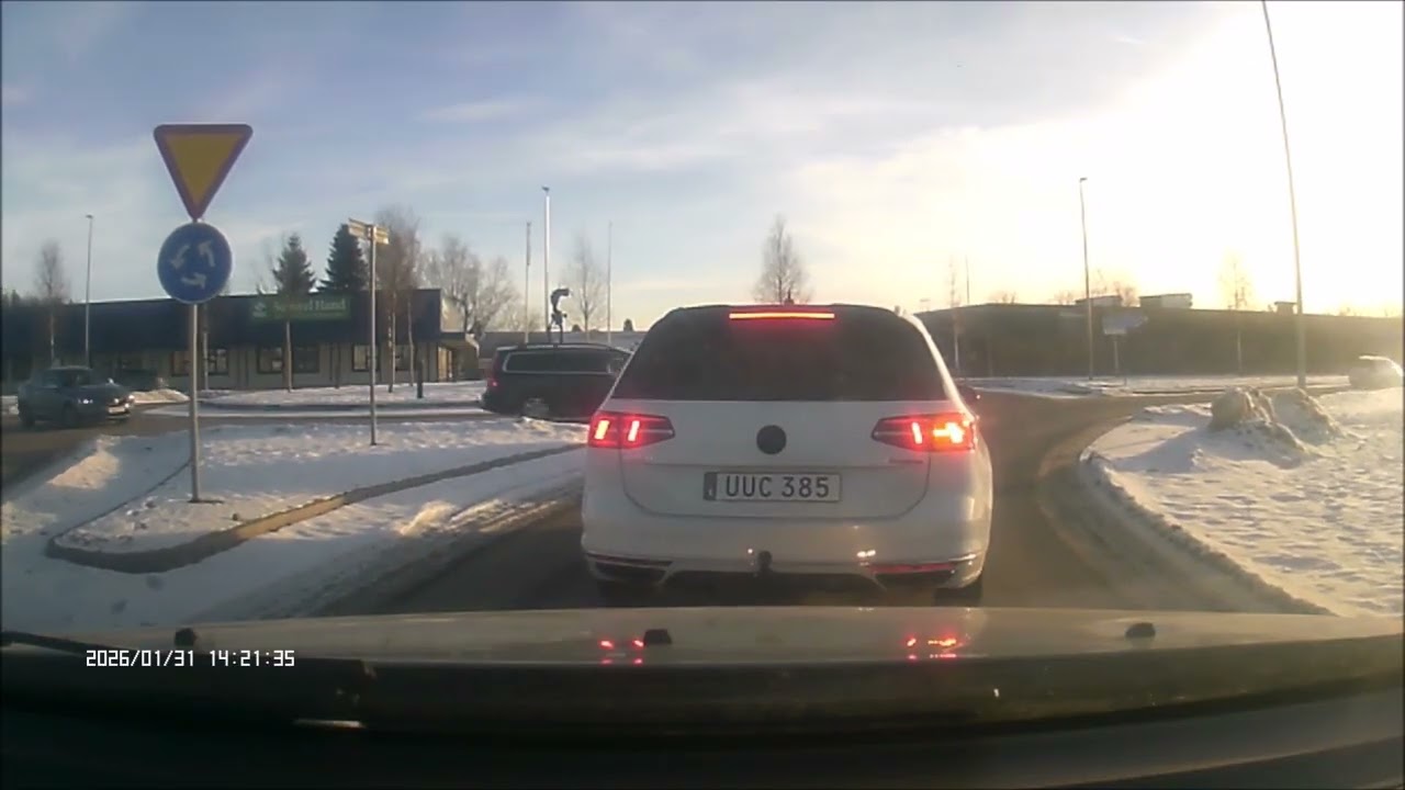 DRIVING ON A SUNNY WINTERDAY