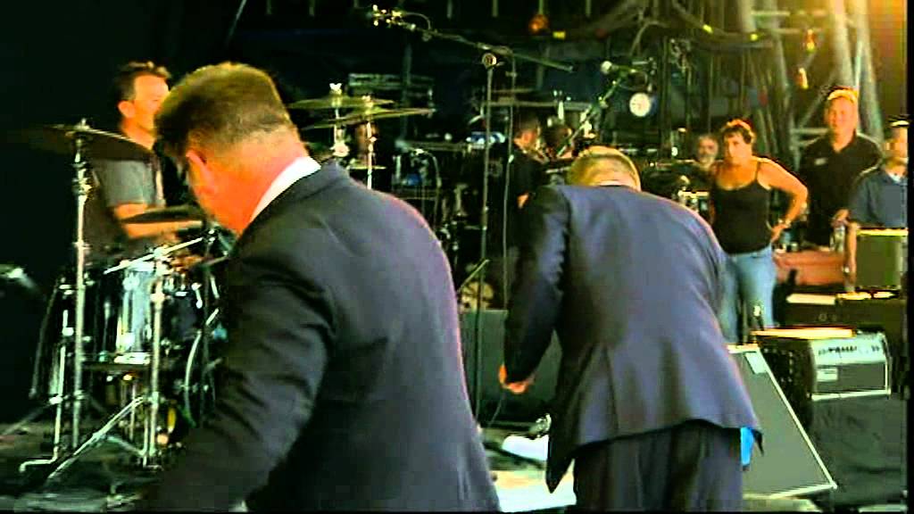 Madness   House Of Fun   Glastonbury 2009