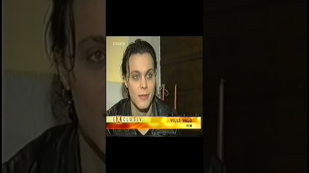 Woman kissing Ville Valo