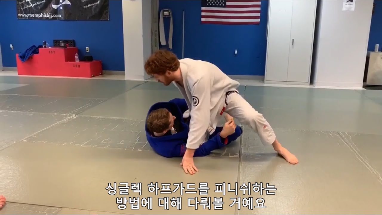 [한글 자막] 싱글렉 하프가드를 유도한 뒤 니컷 패스하기 by 존 토머스