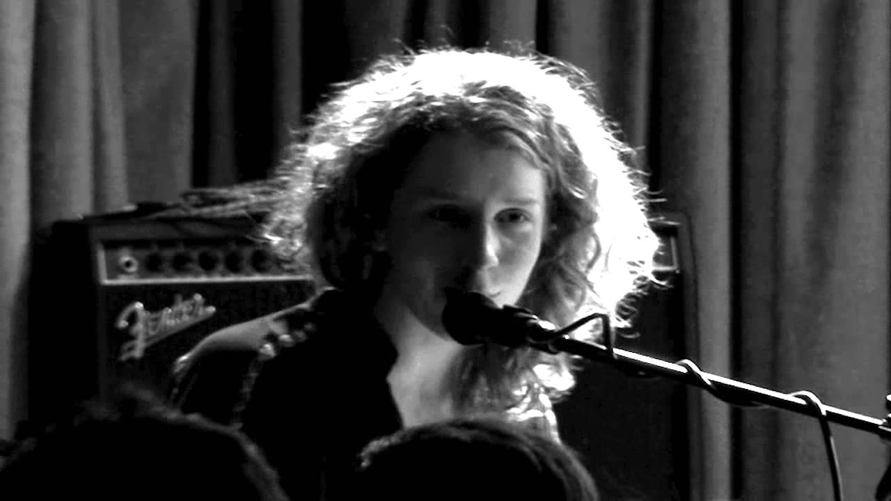 Алина Орлова - Утомленное солнце (@ Kharkov, 20.09.11 Jazzter [live] )