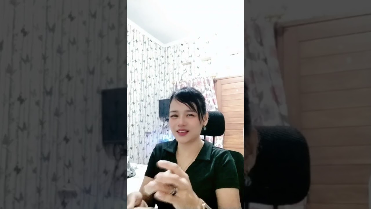 ADA SESEORANG YG SELALU GELISAH DIMALAM HARI KARENA MEMIKIRKANMU