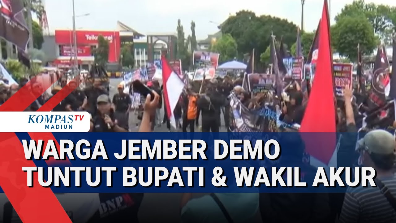 Gelar Aksi Demo, Warga Jember Desak Bupati dan Wakilnya Segera Akur