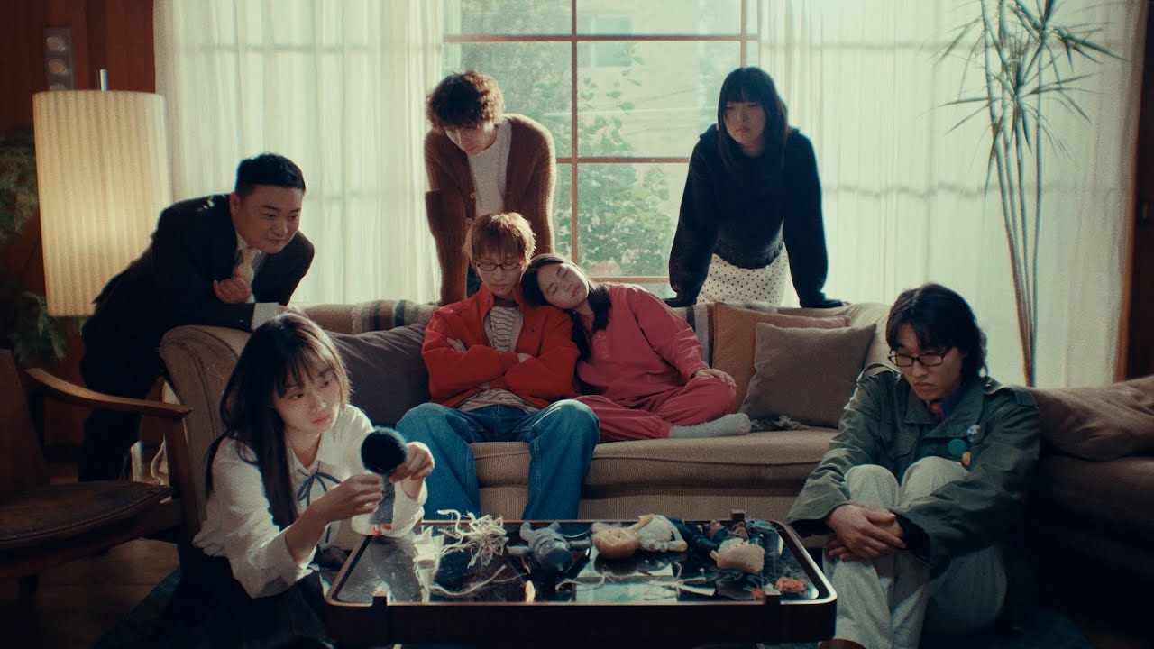 크래커 (CRACKER) - '시간의 모퉁이 (Feat. 그리즐리 (Grizzly), 김호연)' Official MV