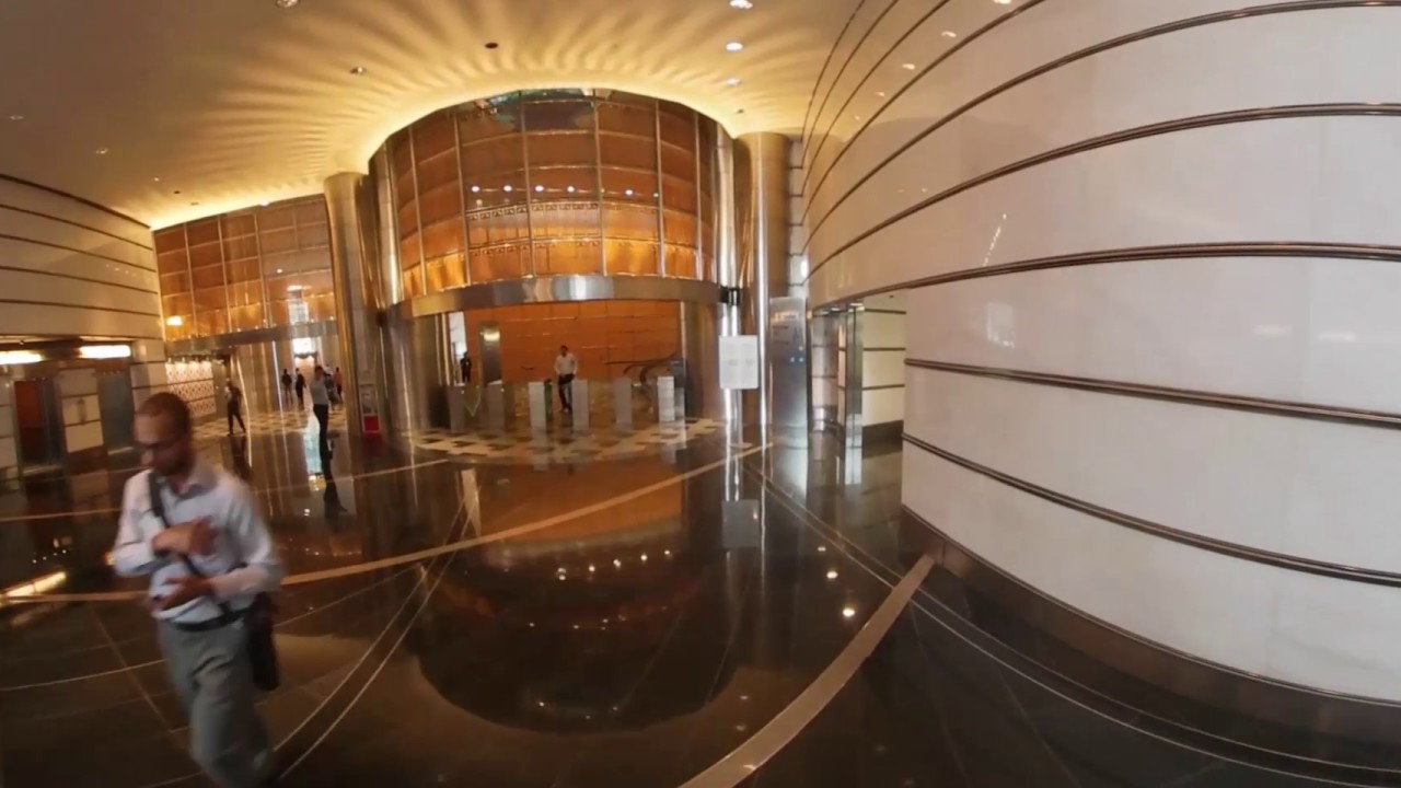 360/VR Video: How to get to PETRONAS Twin Towers Ticketing Counter, from Towers Main Entrance