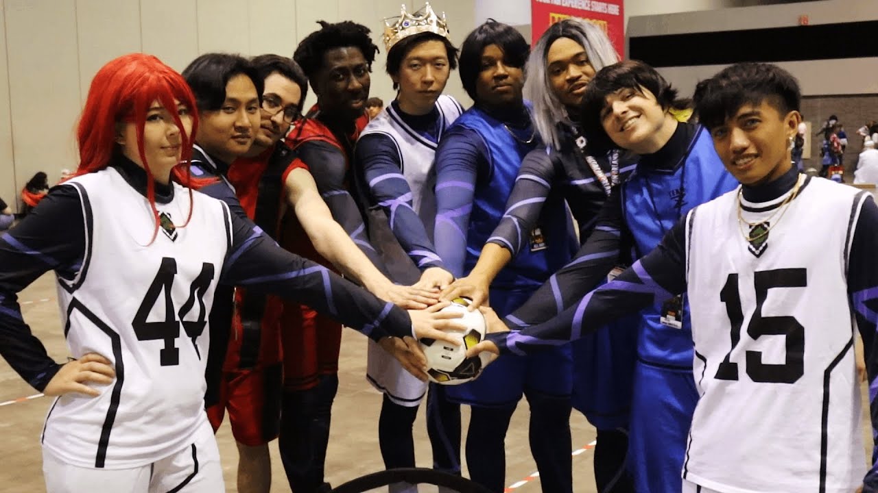 Rating Cosplayers at SOCCER 2 || BLUE LOCK @ MEGACON 2023