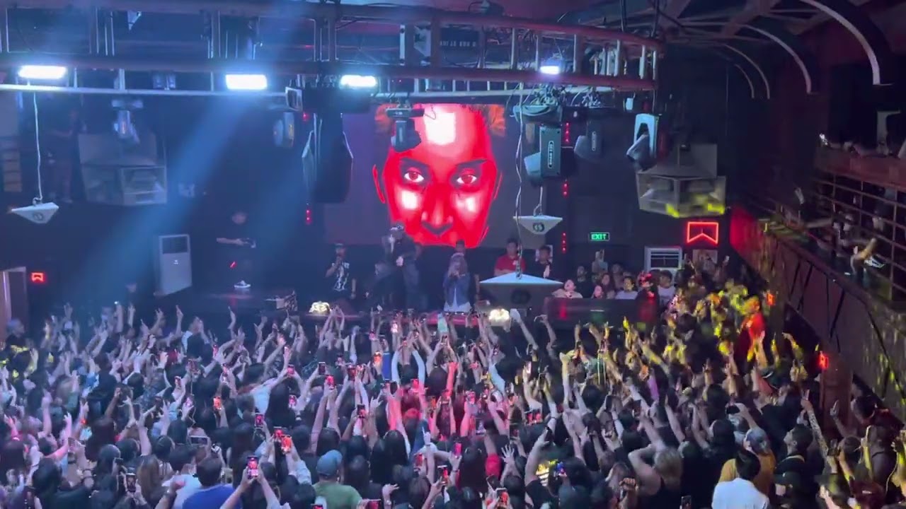 Felip Complex Friday at URBN QC Fancam - Straydogs