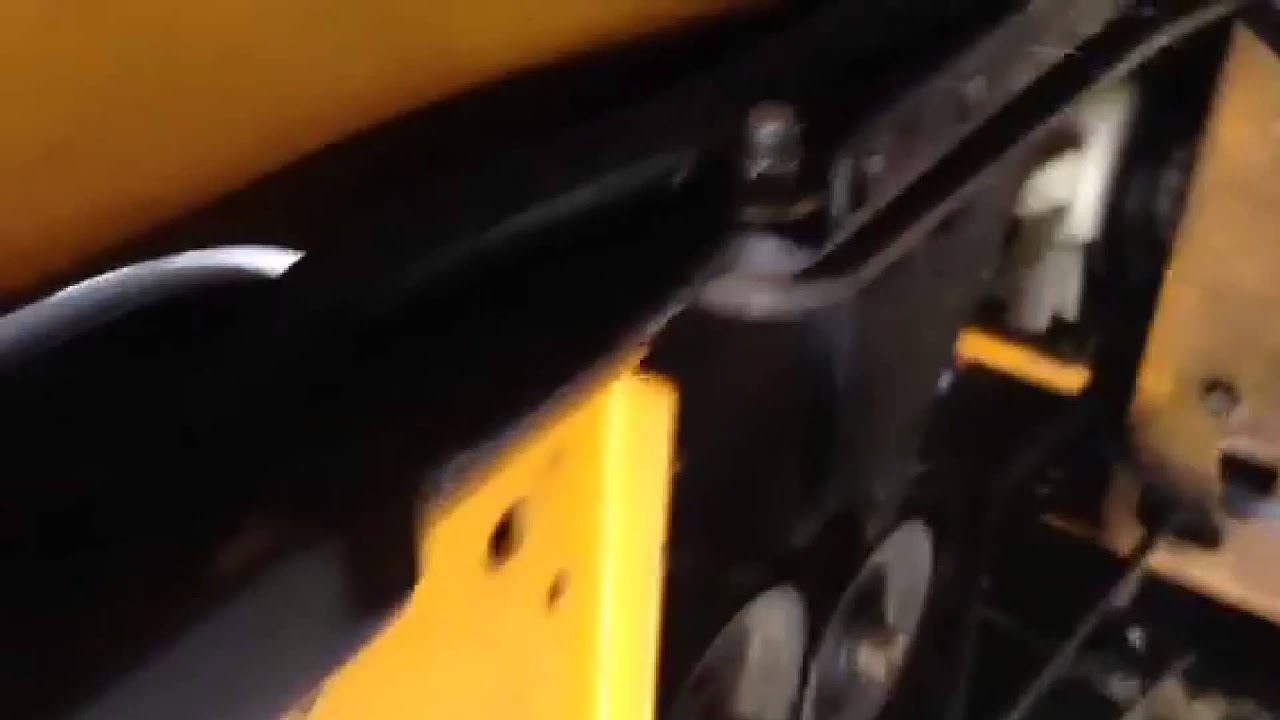 Замена приводного ремня трансмиссии Cub Cadet LT1045