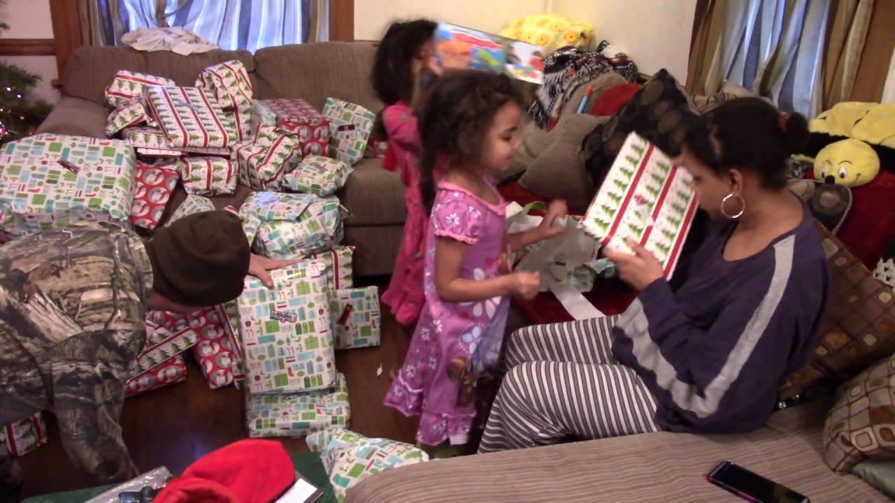 2016 CHRISTMAS MORNING